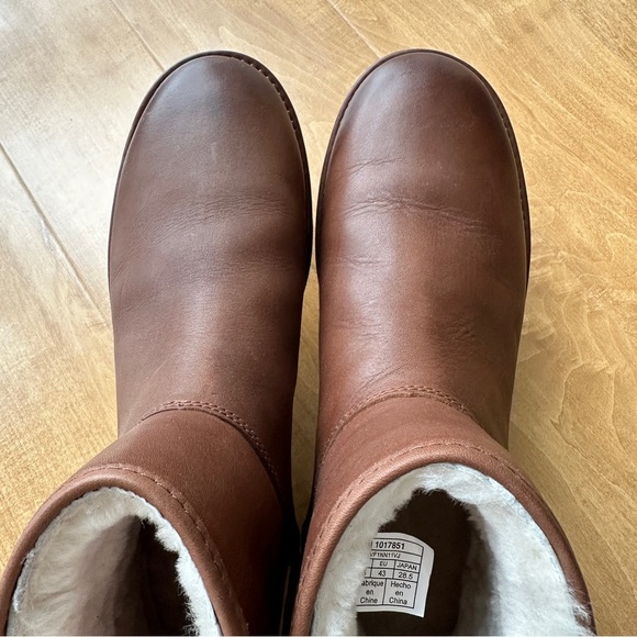 UGG Abree Mini Brown Leather Ankle Boots, Women’s Size 12 - Picture 9 of 13
